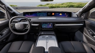 2025 Lincoln Lincoln Navigator Internal Image 2